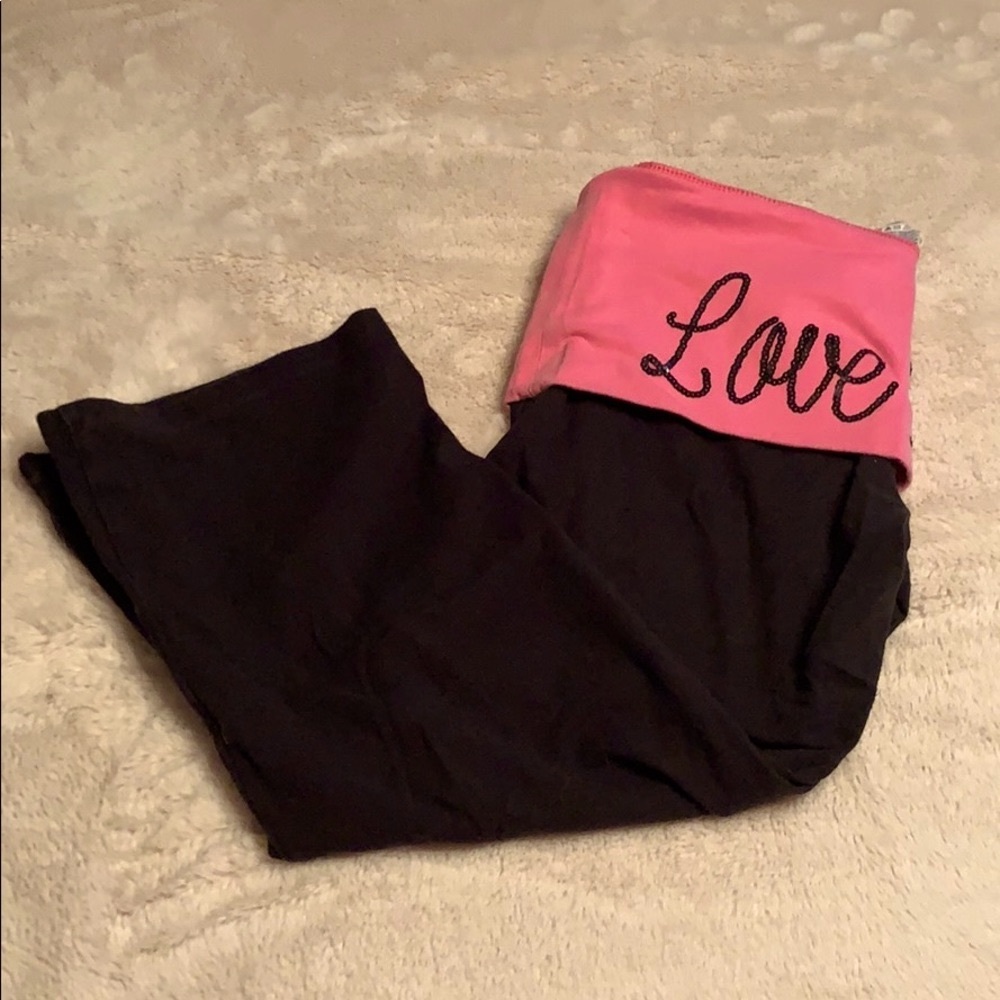 PINK Victoria’s Secret Capri Yoga Pants Size Small